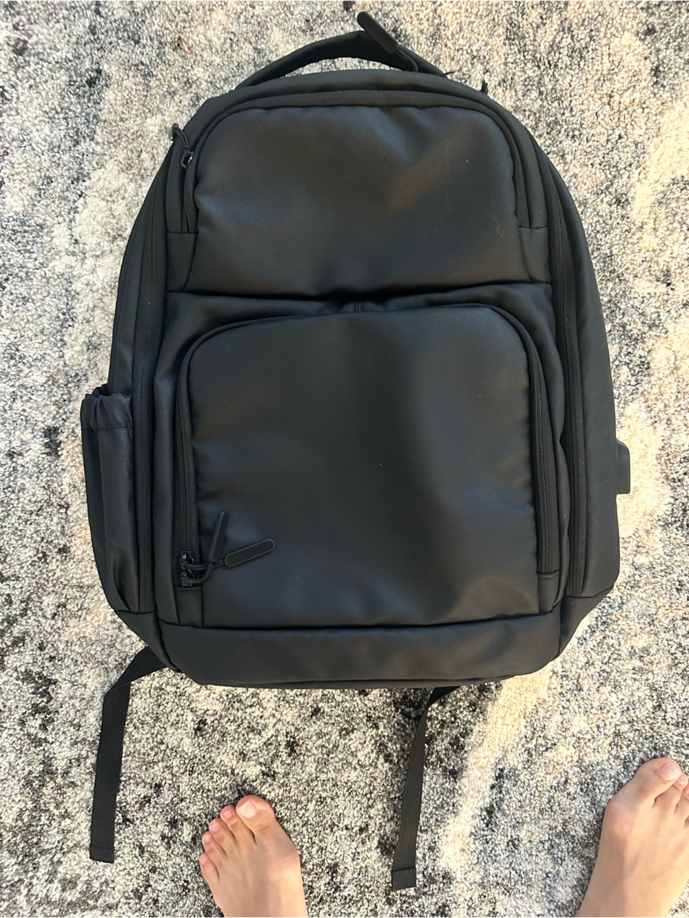 Men's Black travel Backpack expandable - Sleek Everyday Carry